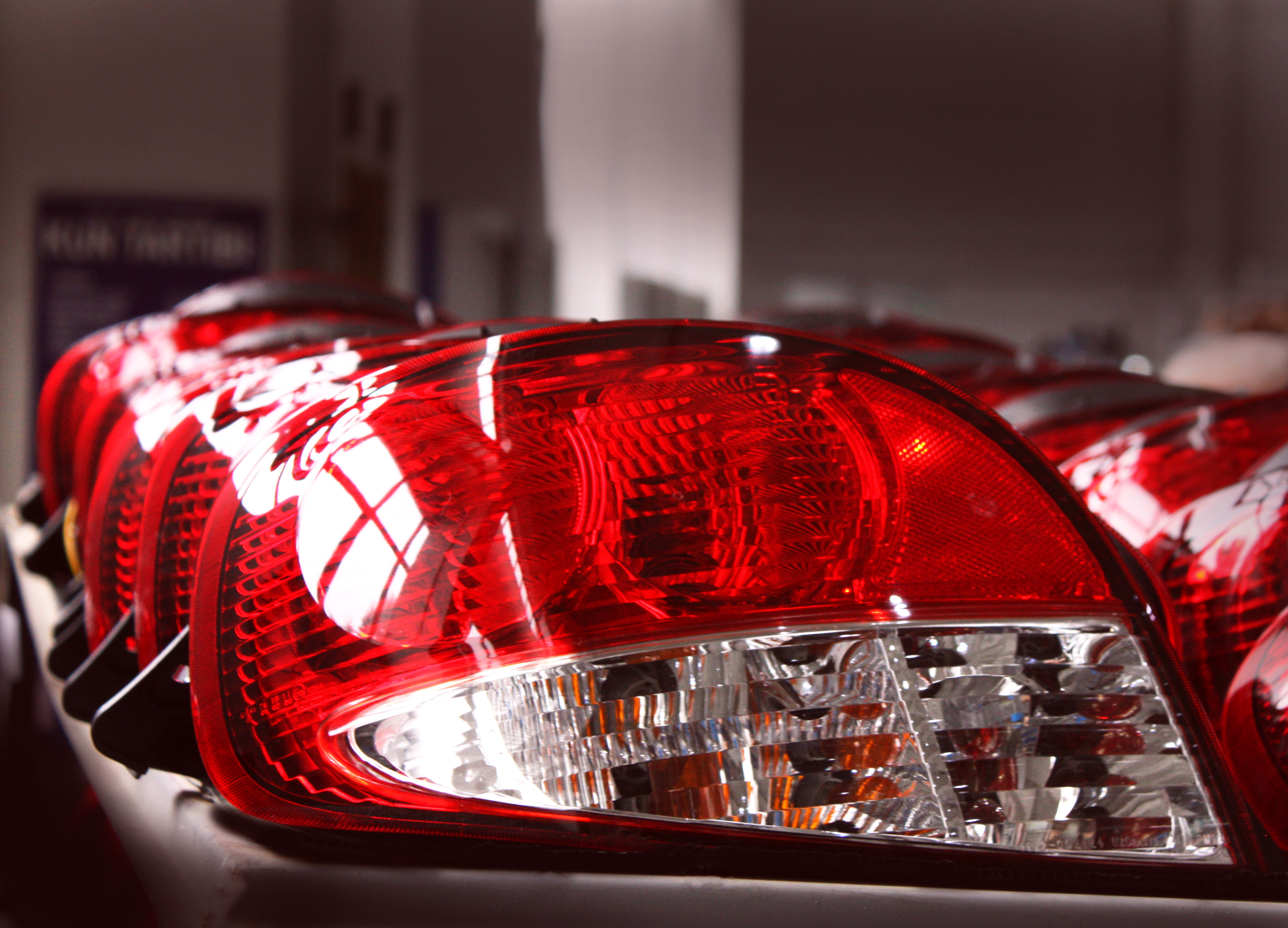 Французские автомобили будут оснащаться узбекскими фарами от «UzChasys»