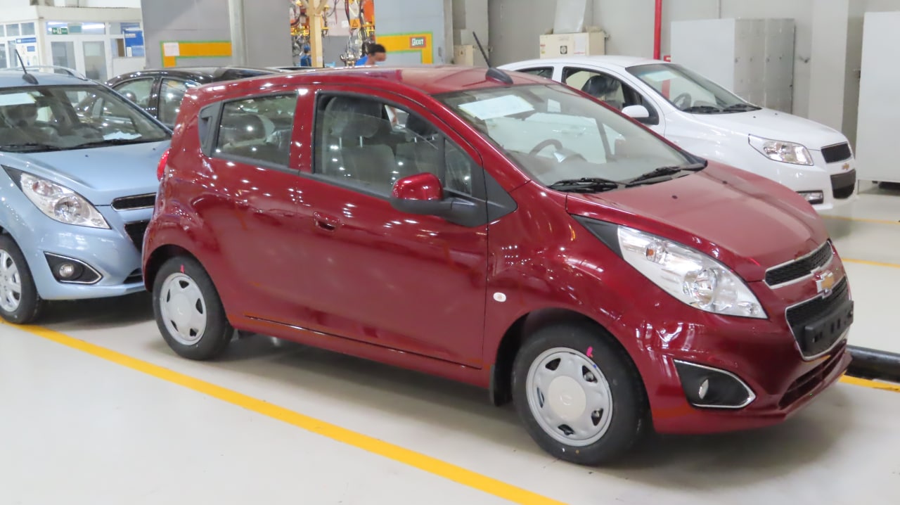 Чьи «Spark»и и куда их везут?