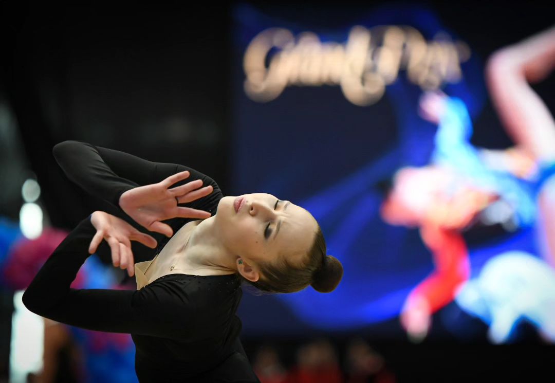 Gimnastikachi Taxmina Ikromova Ispaniyadagi Gran-Prida uchta medalni qo‘lga kiritdi