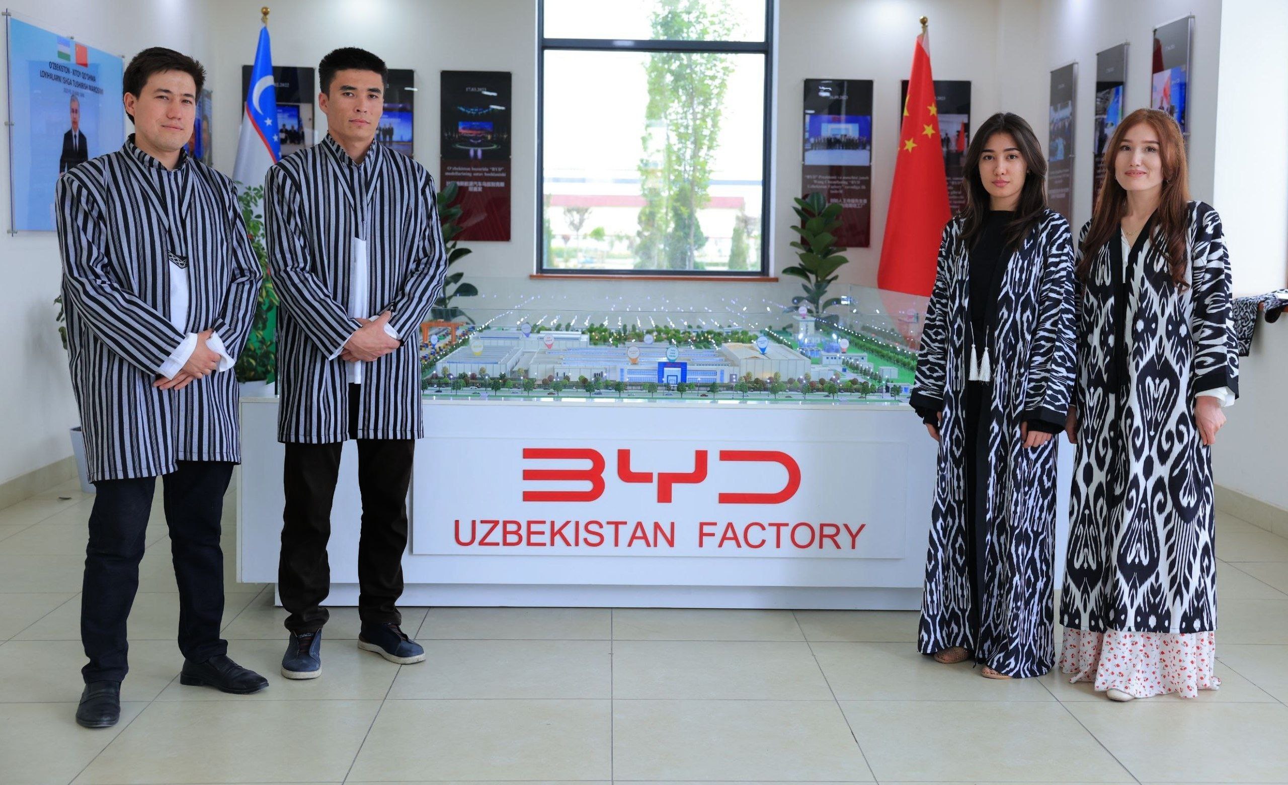 Bugun “BYD Uzbekistan Factory” MCHJ QKda milliy liboslar kuni